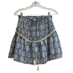 THML mini skirt in funky boho pattern with Fringe size small 🧡🧡 Cotton blend